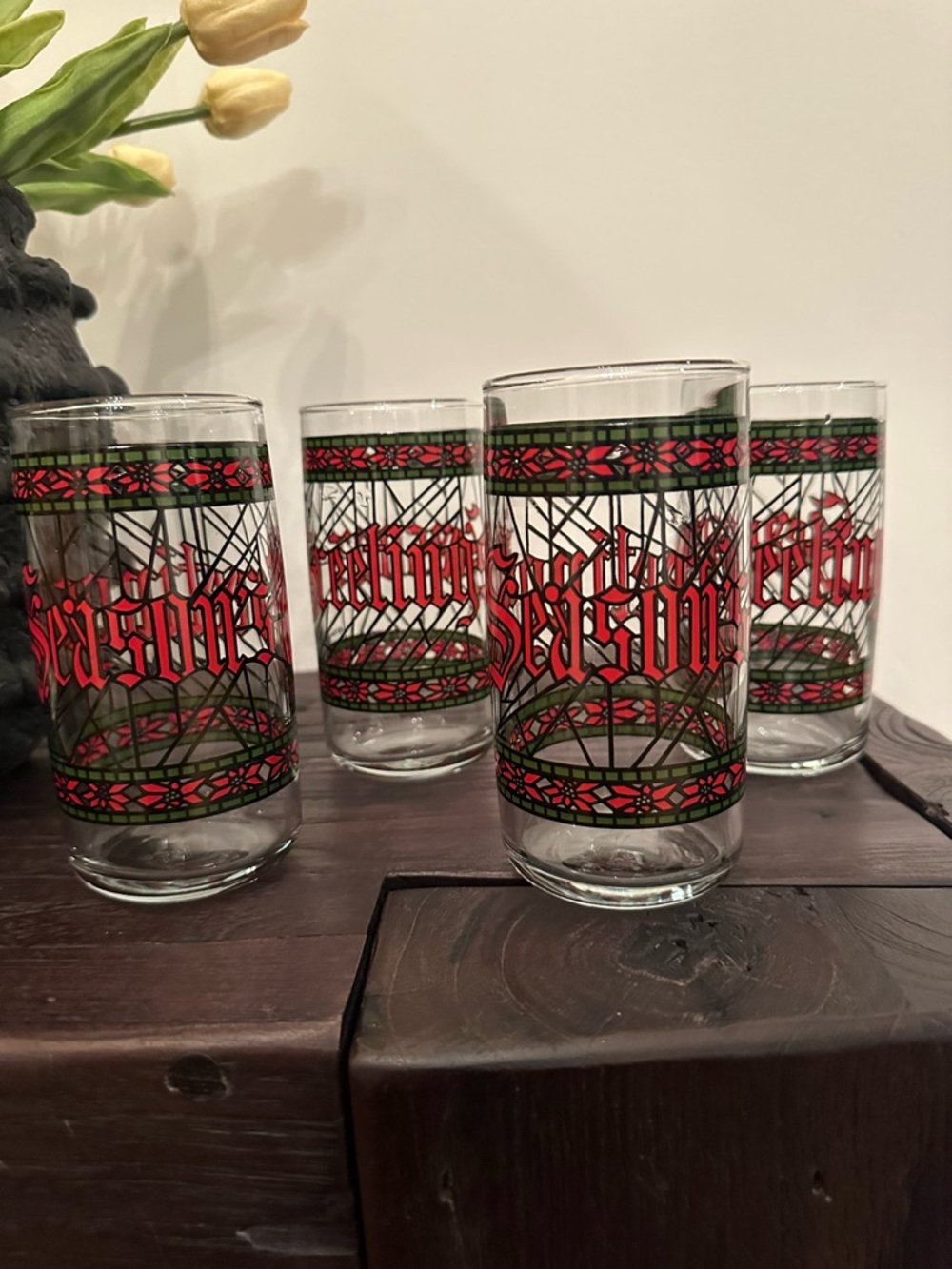 Vintage Houze set of 4 glasses